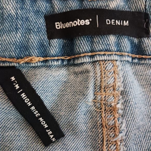 Bluenotes Ripped High Rise Mom Jeans- Sz. 12 - Picture 2 of 5